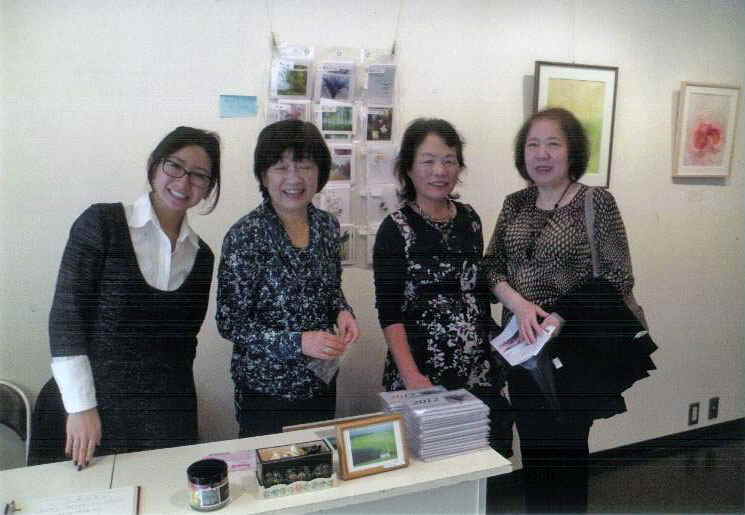 ͖Â̐GBt`Ă܂BQԖڂ́A̖qłBׂĂ̏ƂƂ̂Ă܂B