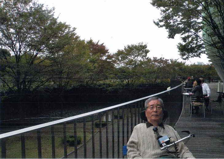 oRj[ɏo鎖oāA₳܂B