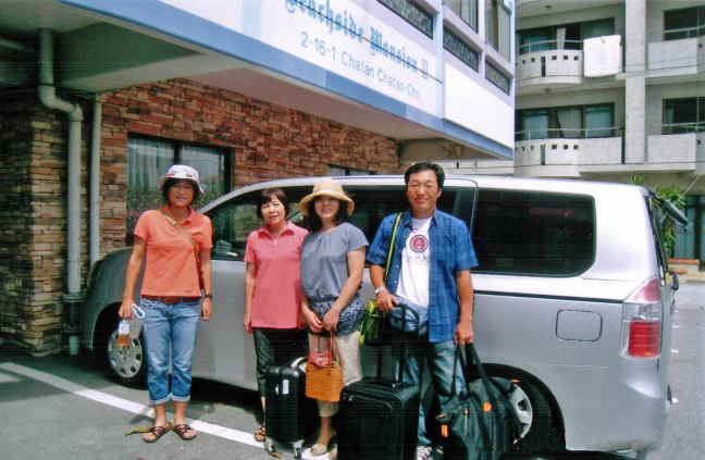 レンタカーは、トヨタの福祉車両の「ノア」を借りました。